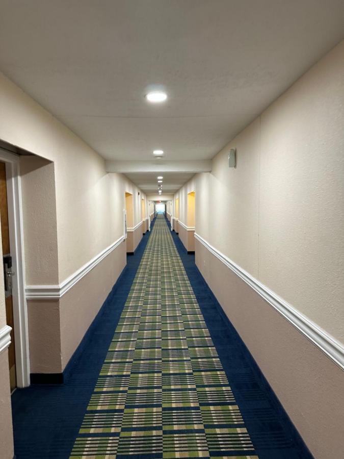 I65 Studio Suites Скоттсберг Экстерьер фото